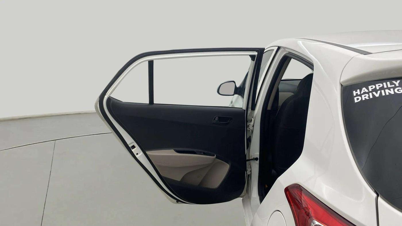 2018 Hyundai Grand i10 MAGNA AT 1.2 KAPPA VTVT, Petrol, Automatic, 51,650 km, LHS Rear Door
