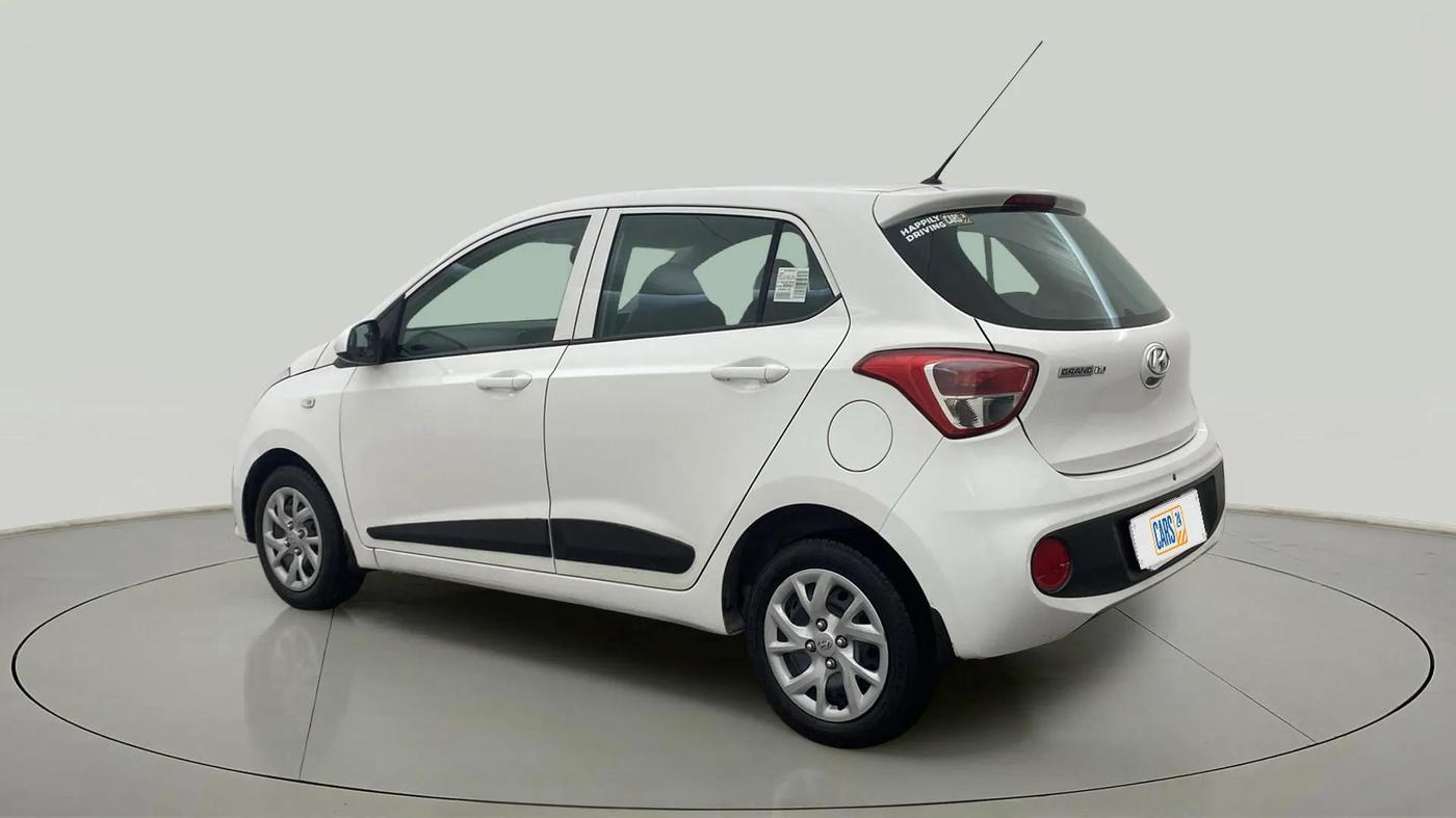 2018 Hyundai Grand i10 MAGNA AT 1.2 KAPPA VTVT, Petrol, Automatic, 51,650 km, Left Back Diagonal