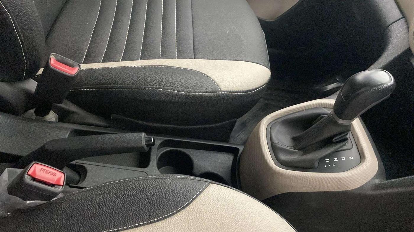 2018 Hyundai Grand i10 MAGNA AT 1.2 KAPPA VTVT, Petrol, Automatic, 51,650 km, Gear Lever