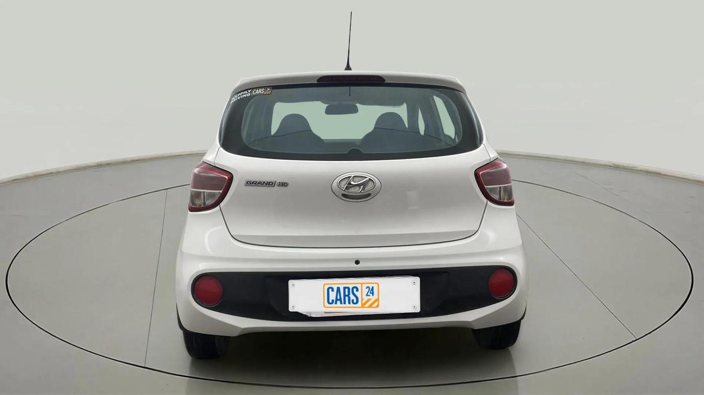 2018 Hyundai Grand i10 MAGNA AT 1.2 KAPPA VTVT, Petrol, Automatic, 51,650 km, Back/Rear