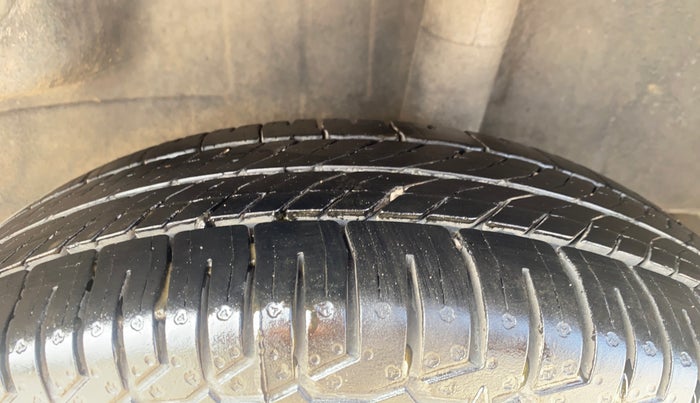 2019 Datsun Redi Go A, CNG, Manual, 61,615 km, Left Rear Tyre Tread