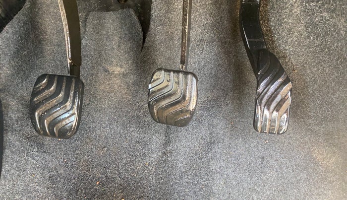 2019 Datsun Redi Go A, CNG, Manual, 61,615 km, Pedals