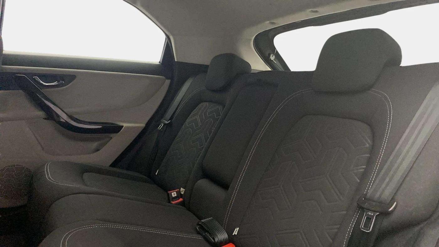 2020 Tata NEXON XZ PLUS DIESEL SUNROOF, Diesel, Manual, 75,669 km, Right Side Rear Door Cabin