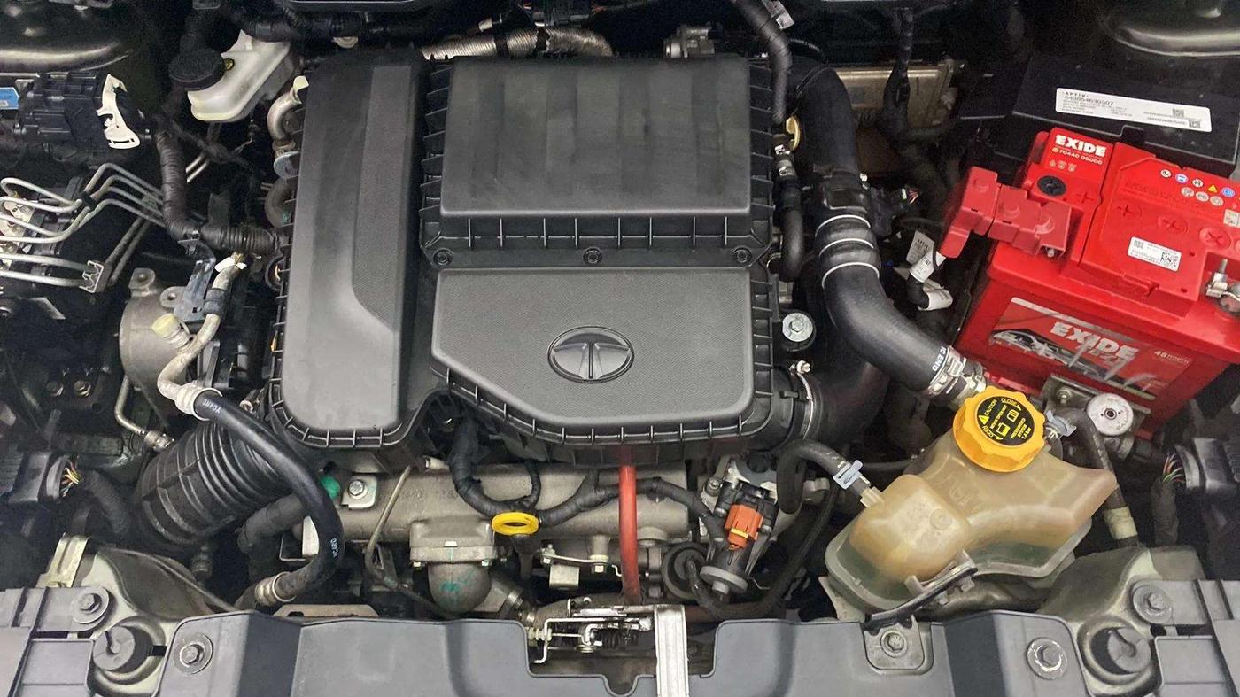 2020 Tata NEXON XZ PLUS DIESEL SUNROOF, Diesel, Manual, 75,669 km, Open Bonet