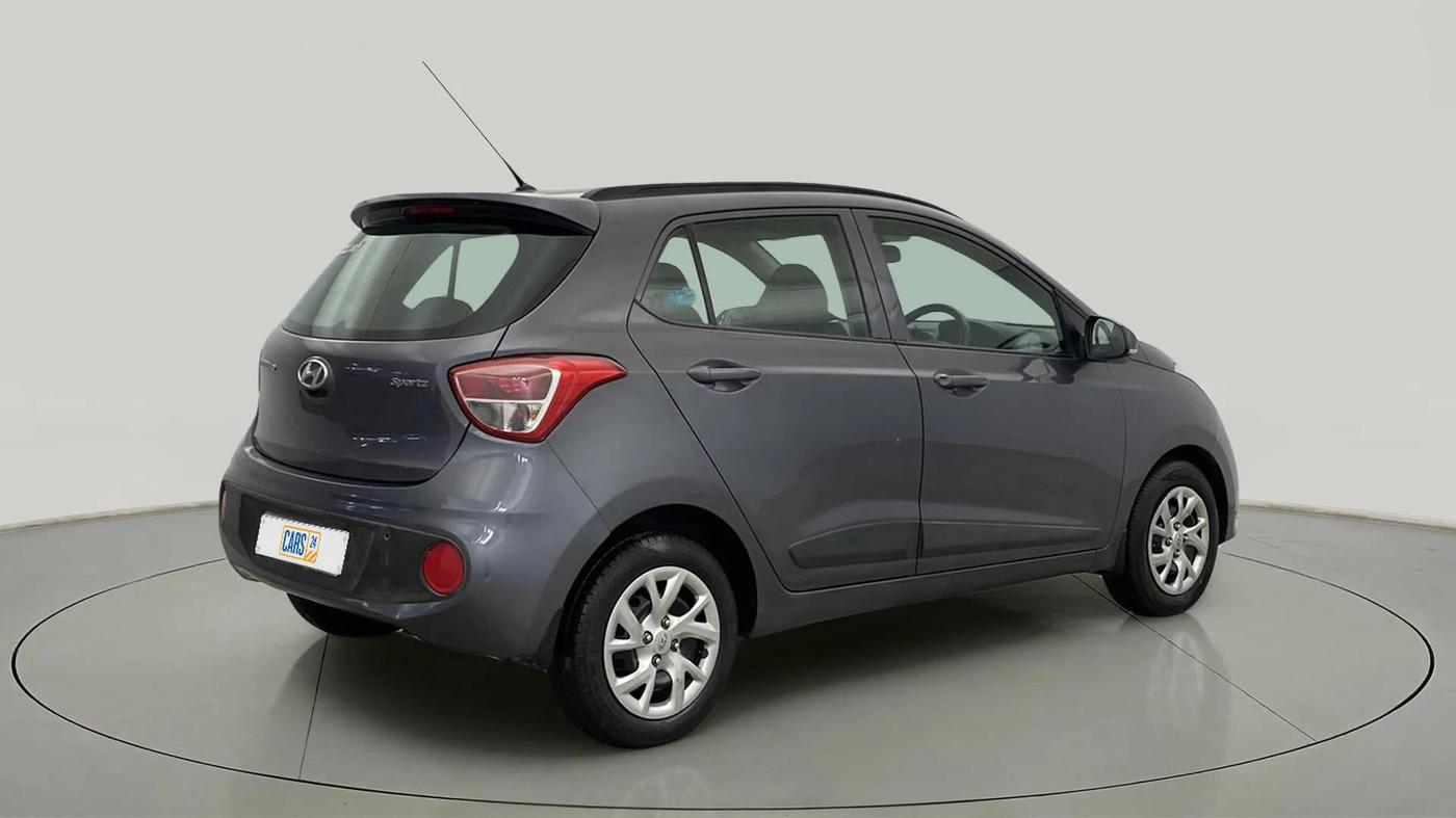 2018 Hyundai Grand i10 SPORTZ 1.2 KAPPA VTVT, Petrol, Manual, 25,679 km, Right Back Diagonal