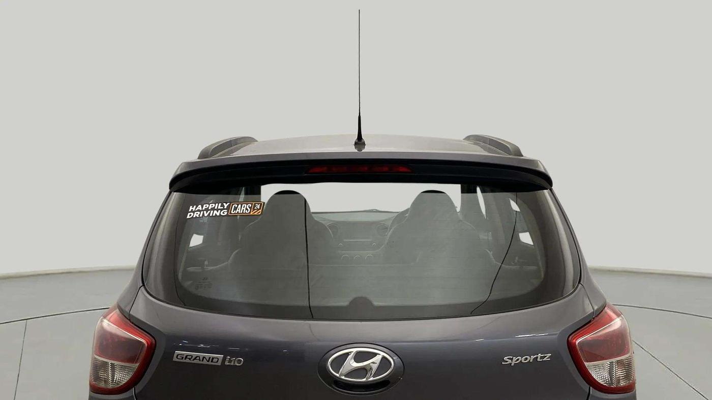 2018 Hyundai Grand i10 SPORTZ 1.2 KAPPA VTVT, Petrol, Manual, 25,679 km, Rear Windshield