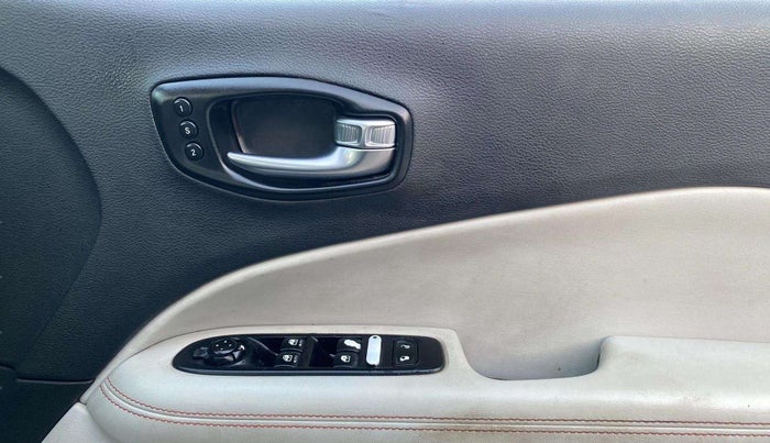2018 Jeep Compass LIMITED PLUS DIESEL, Diesel, Manual, 92,151 km, Driver Side Door Panels Control