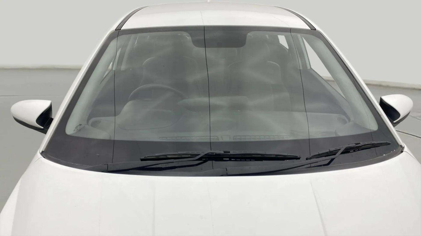 2021 Hyundai NEW I20 SPORTZ 1.0T GDI IMT, Petrol, Manual, 53,632 km, Front Windshield
