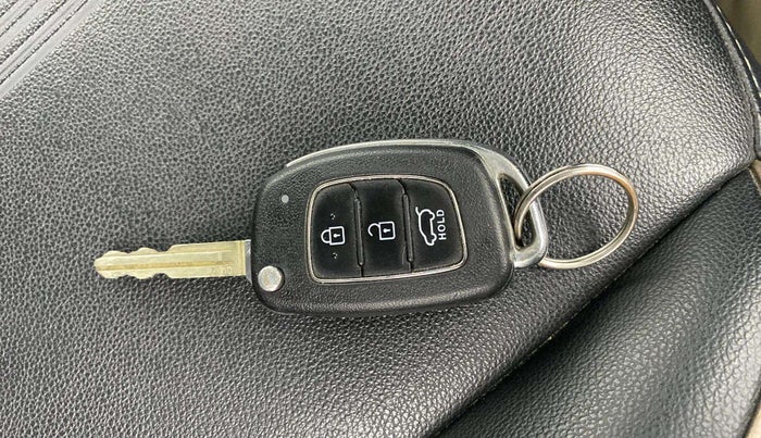 2021 Hyundai NEW I20 SPORTZ 1.0T GDI IMT, Petrol, Manual, 53,544 km, Key Close Up