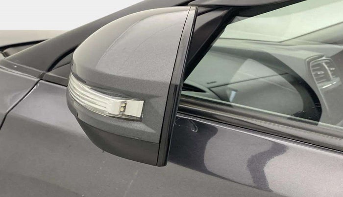 2020 Toyota URBAN CRUISER PREMIUM GRADE AT, Petrol, Automatic, 66,016 km, Left rear-view mirror - Folding motor not working