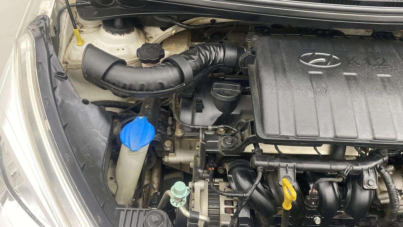 2018 Hyundai Grand i10 SPORTZ AT 1.2 KAPPA VTVT, Petrol, Automatic, 30,046 km, Engine View - Right