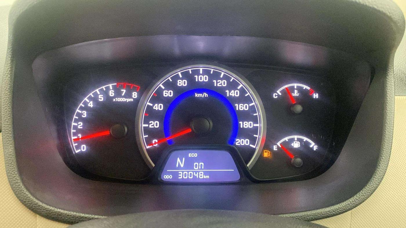 2018 Hyundai Grand i10 SPORTZ AT 1.2 KAPPA VTVT, Petrol, Automatic, 30,046 km, Odometer Image
