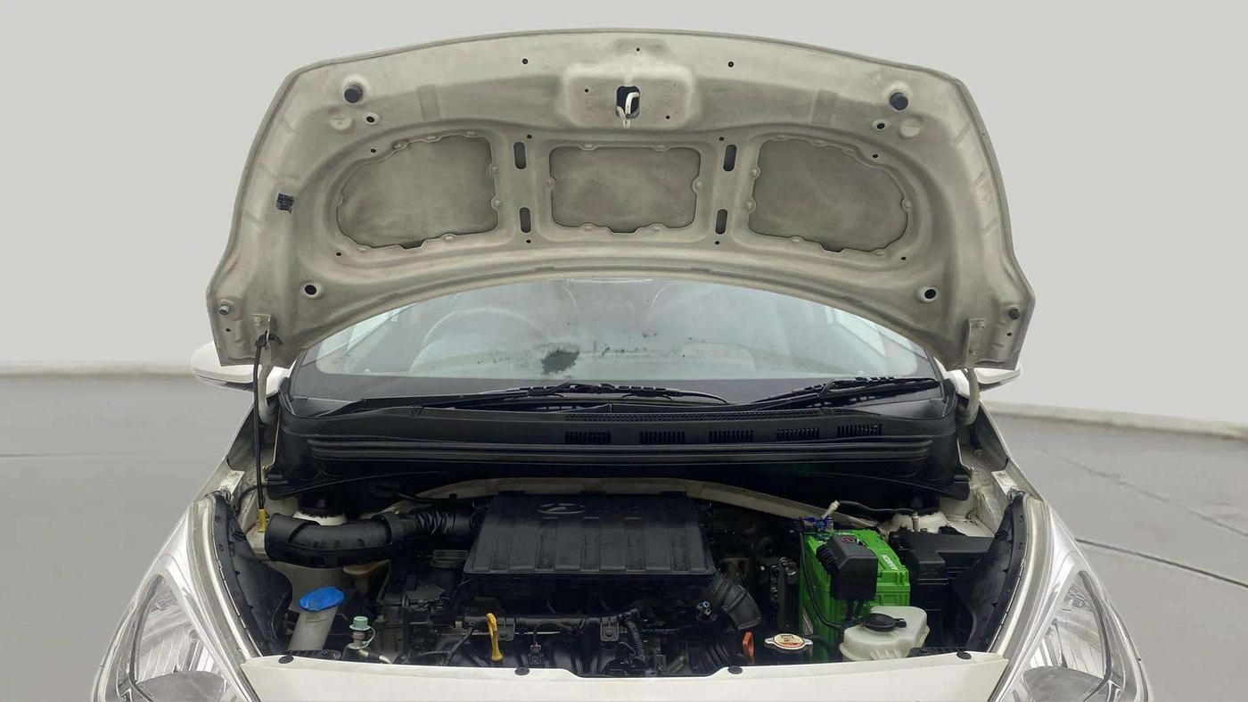 2018 Hyundai Grand i10 SPORTZ AT 1.2 KAPPA VTVT, Petrol, Automatic, 30,046 km, Open Bonet