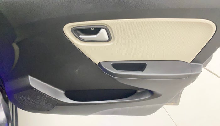 2020 Maruti Alto VXI, Petrol, Manual, 7,800 km, Driver Side Door Panels Control