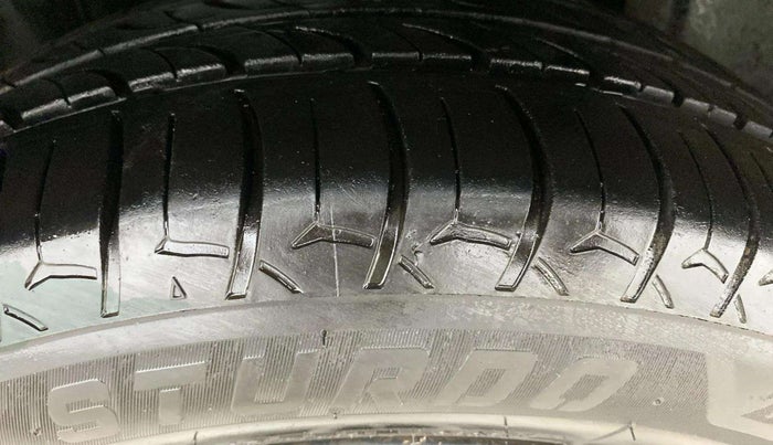 2021 Maruti XL6 ZETA MT, Petrol, Manual, 51,863 km, Left Rear Tyre Tread