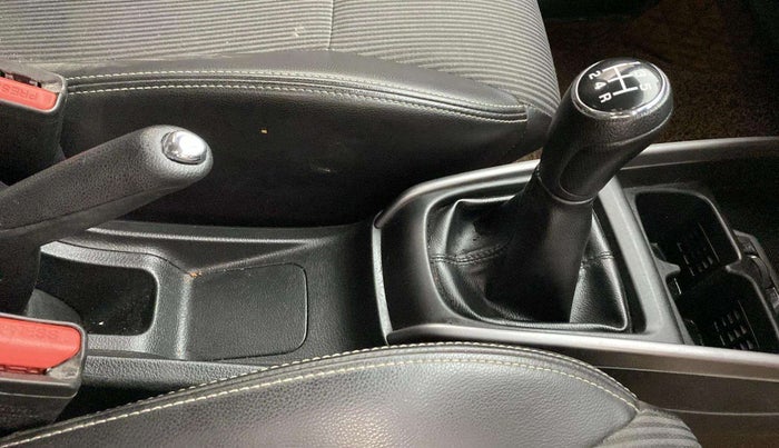 2021 Maruti XL6 ZETA MT, Petrol, Manual, 51,863 km, Gear Lever