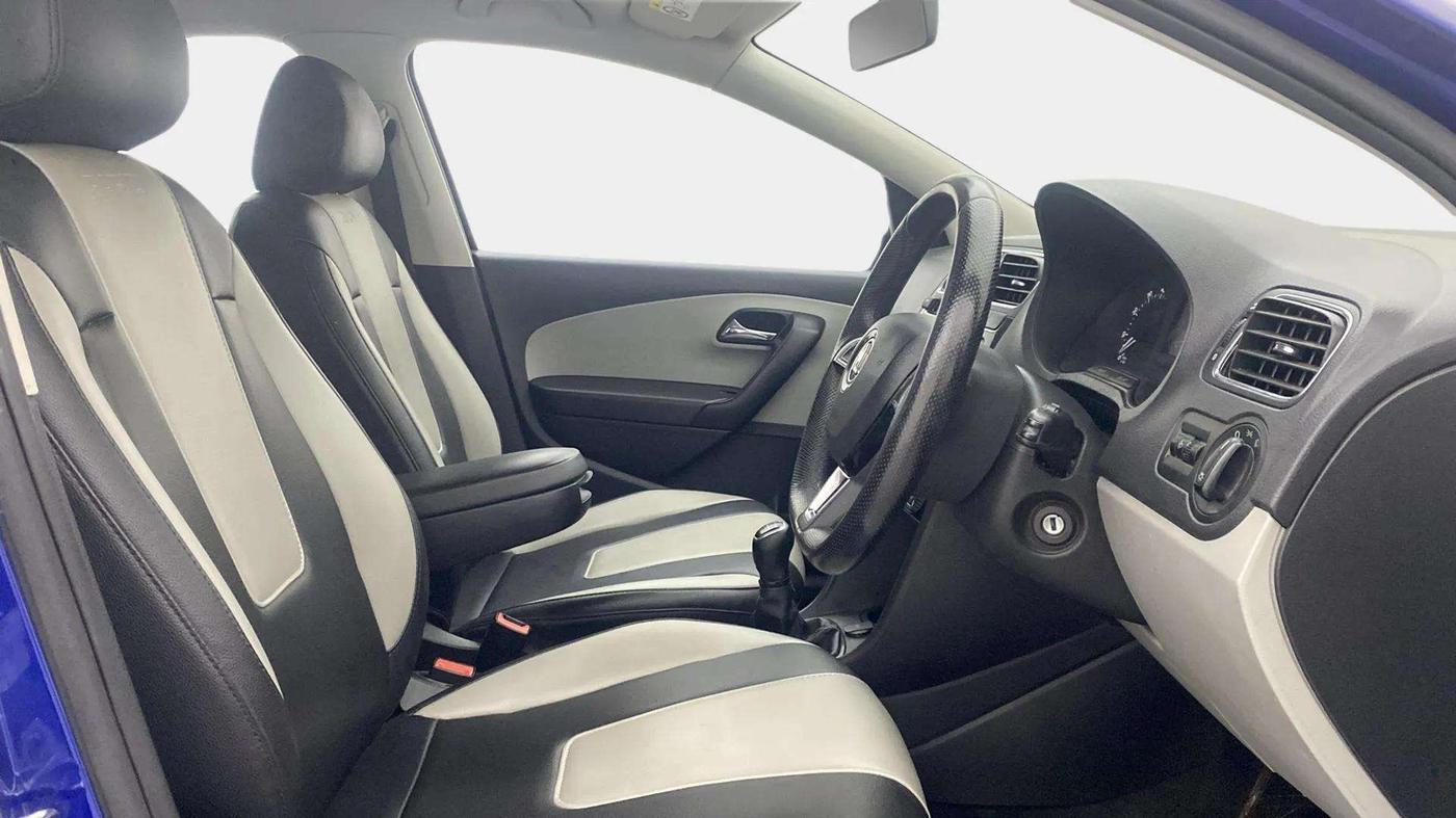 2020 Skoda Rapid 1.0 AMBITION TSI MT, Petrol, Manual, 77,228 km, Right Side Front Door Cabin