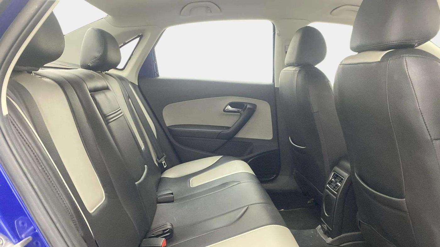 2020 Skoda Rapid 1.0 AMBITION TSI MT, Petrol, Manual, 77,228 km, Right Side Rear Door Cabin