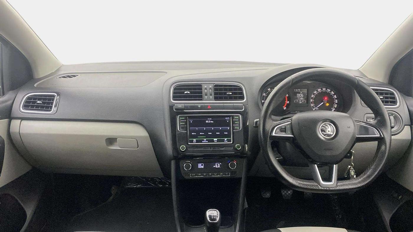 2020 Skoda Rapid 1.0 AMBITION TSI MT, Petrol, Manual, 77,228 km, Dashboard