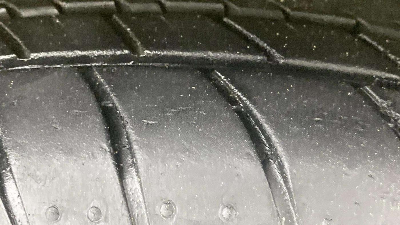 2016 Maruti Celerio VXI AMT, Petrol, Automatic, 45,567 km, Right Front Tyre Tread