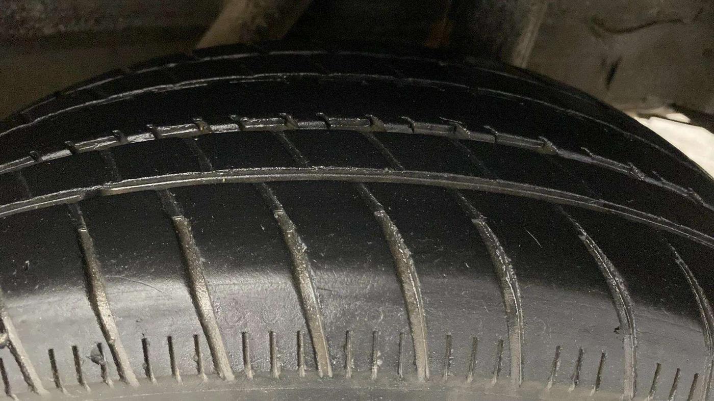 2023 Honda Amaze 1.2L I-VTEC S, Petrol, Manual, 35,736 km, Left Rear Tyre Tread