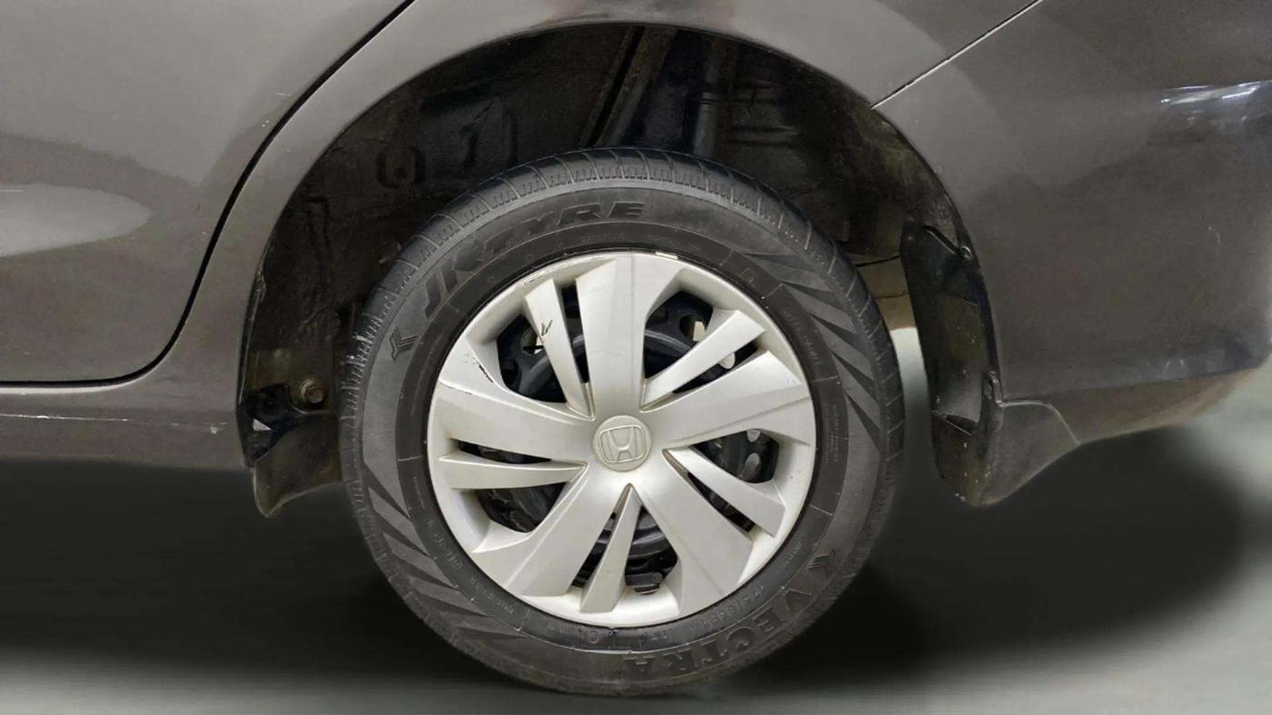 2023 Honda Amaze 1.2L I-VTEC S, Petrol, Manual, 35,736 km, Left Rear Wheel