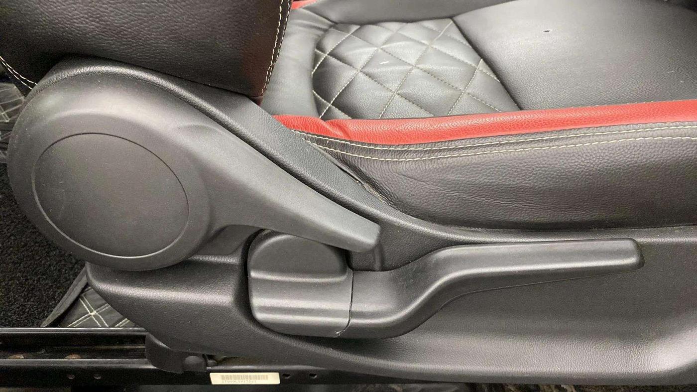 2023 Honda Amaze 1.2L I-VTEC S, Petrol, Manual, 35,736 km, Driver Side Adjustment Panel