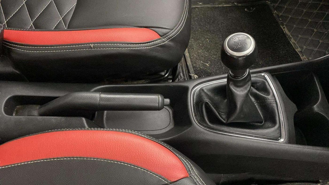 2023 Honda Amaze 1.2L I-VTEC S, Petrol, Manual, 35,736 km, Gear Lever