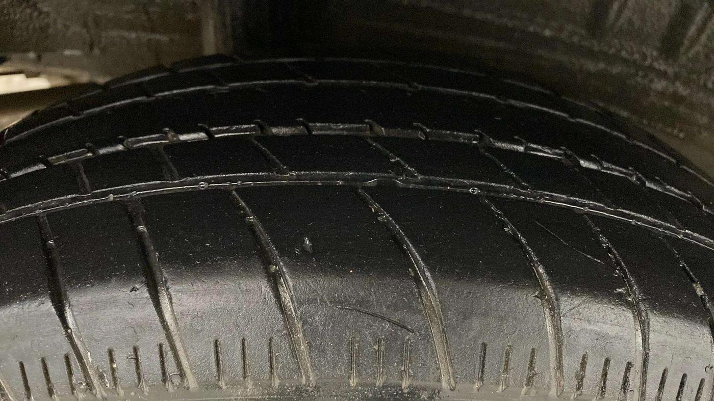 2023 Honda Amaze 1.2L I-VTEC S, Petrol, Manual, 35,736 km, Right Rear Tyre Tread