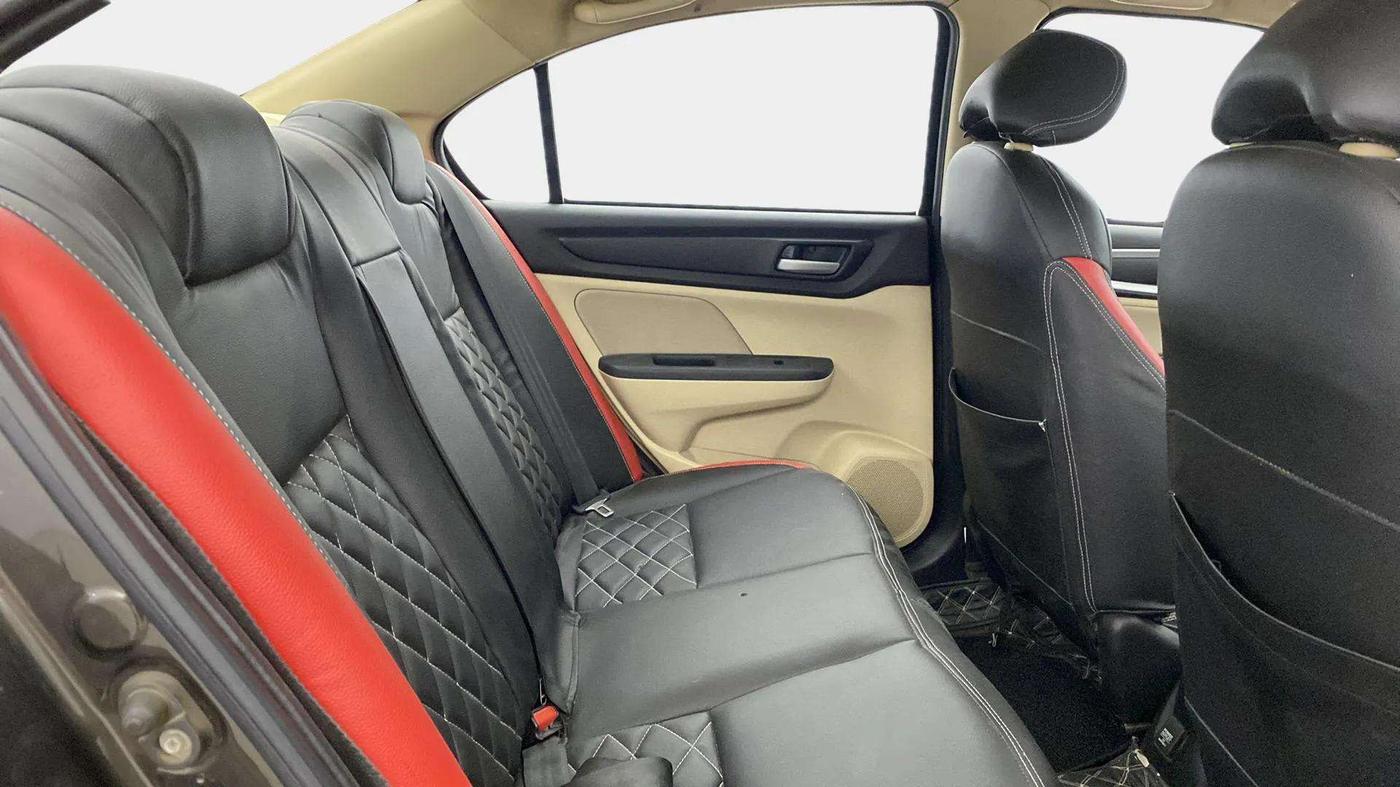 2023 Honda Amaze 1.2L I-VTEC S, Petrol, Manual, 35,736 km, Right Side Rear Door Cabin