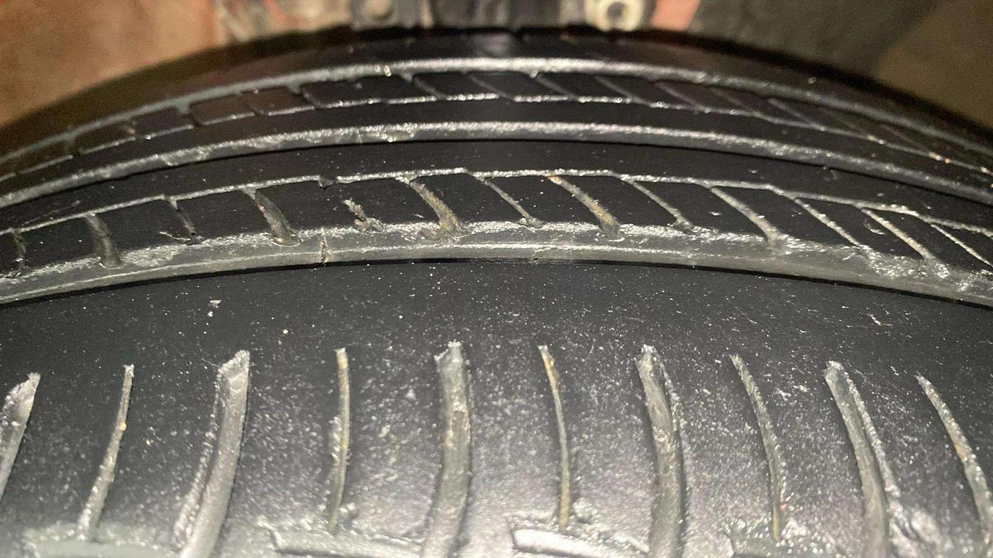 2019 Skoda Rapid STYLE 1.6 MPI AT, Petrol, Automatic, 38,538 km, Right Front Tyre Tread