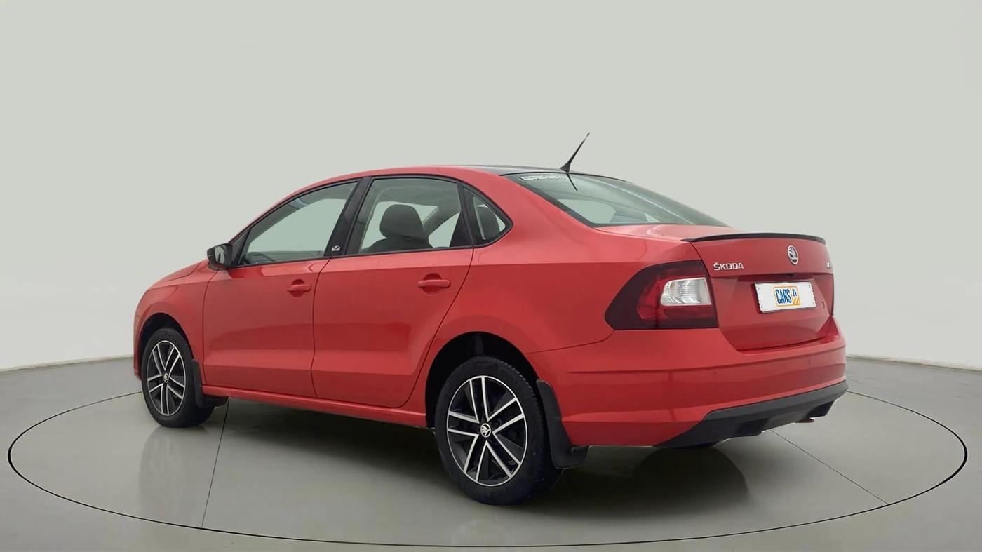 2019 Skoda Rapid STYLE 1.6 MPI AT, Petrol, Automatic, 38,538 km, Left Back Diagonal