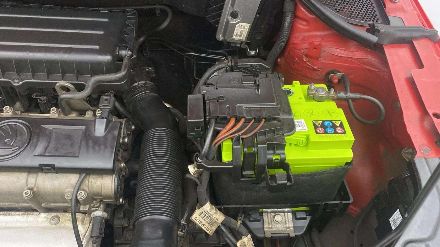 2019 Skoda Rapid STYLE 1.6 MPI AT, Petrol, Automatic, 38,538 km, Engine View - Left