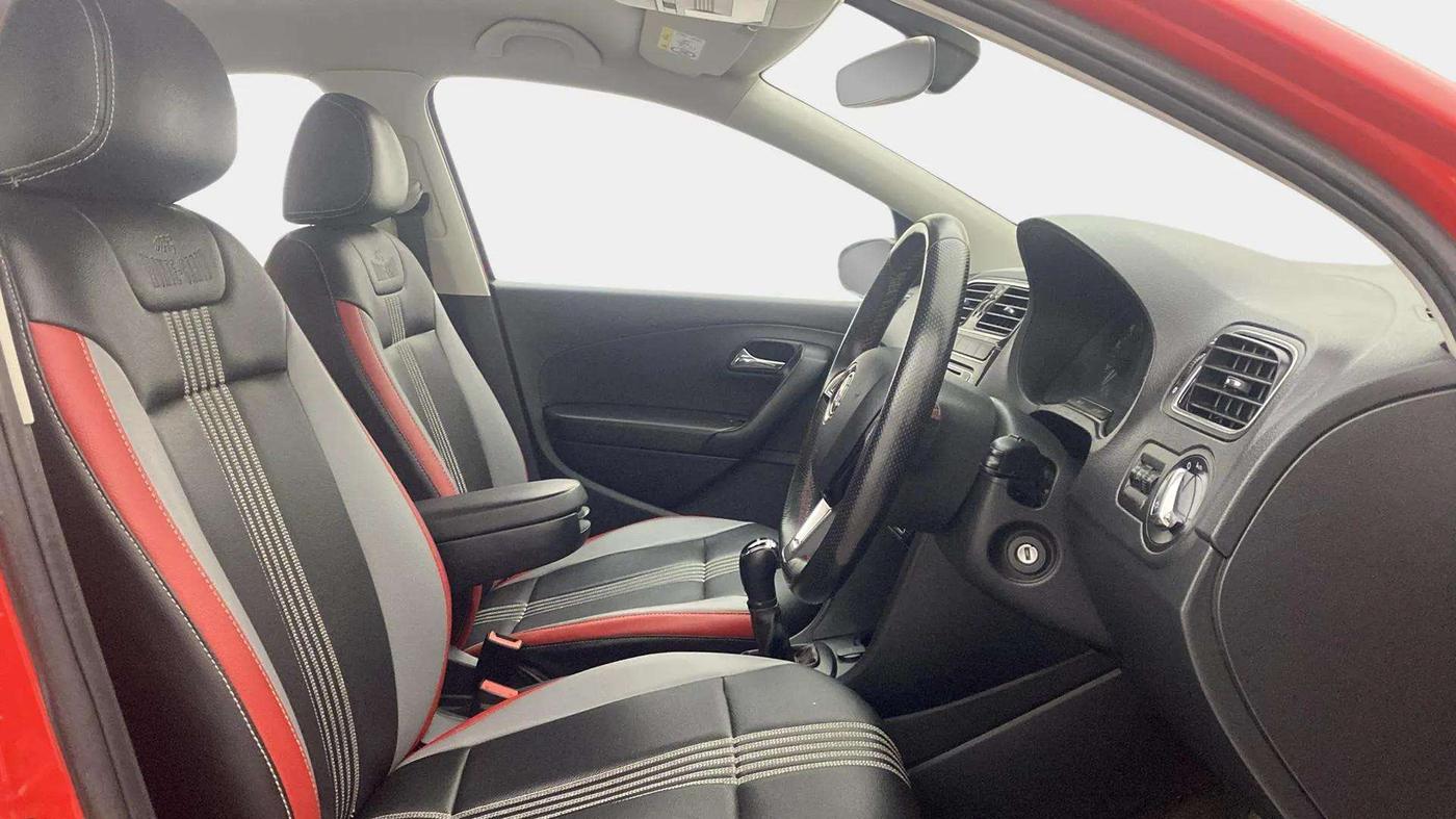 2019 Skoda Rapid STYLE 1.6 MPI AT, Petrol, Automatic, 38,538 km, Right Side Front Door Cabin