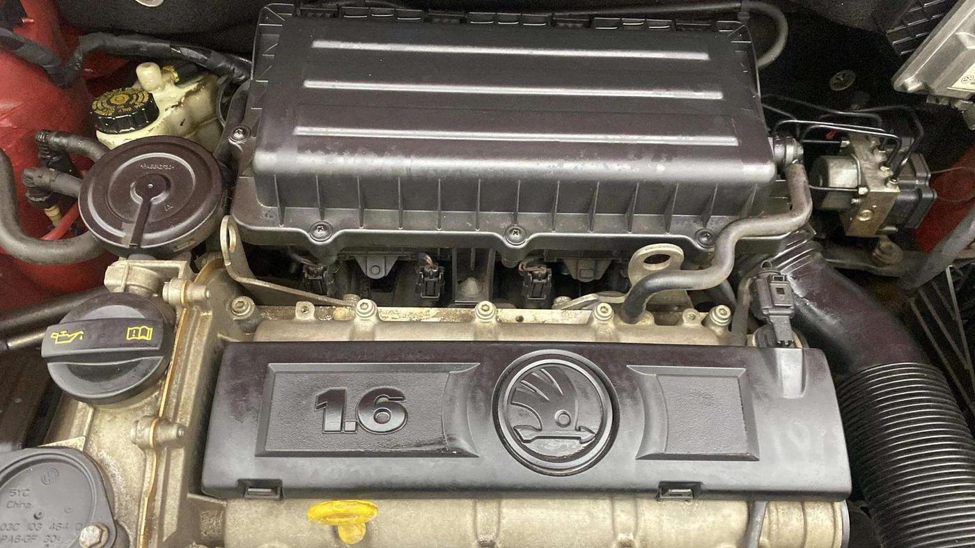 2019 Skoda Rapid STYLE 1.6 MPI AT, Petrol, Automatic, 38,538 km, Engine View