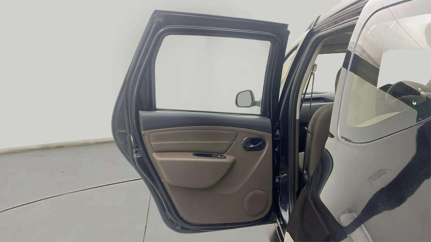 2017 Renault Duster RXL PETROL, Petrol, Manual, 51,141 km, LHS Rear Door