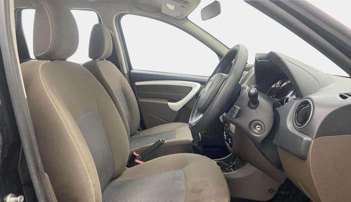 2017 Renault Duster RXL PETROL, Petrol, Manual, 51,141 km, Right Side Front Door Cabin