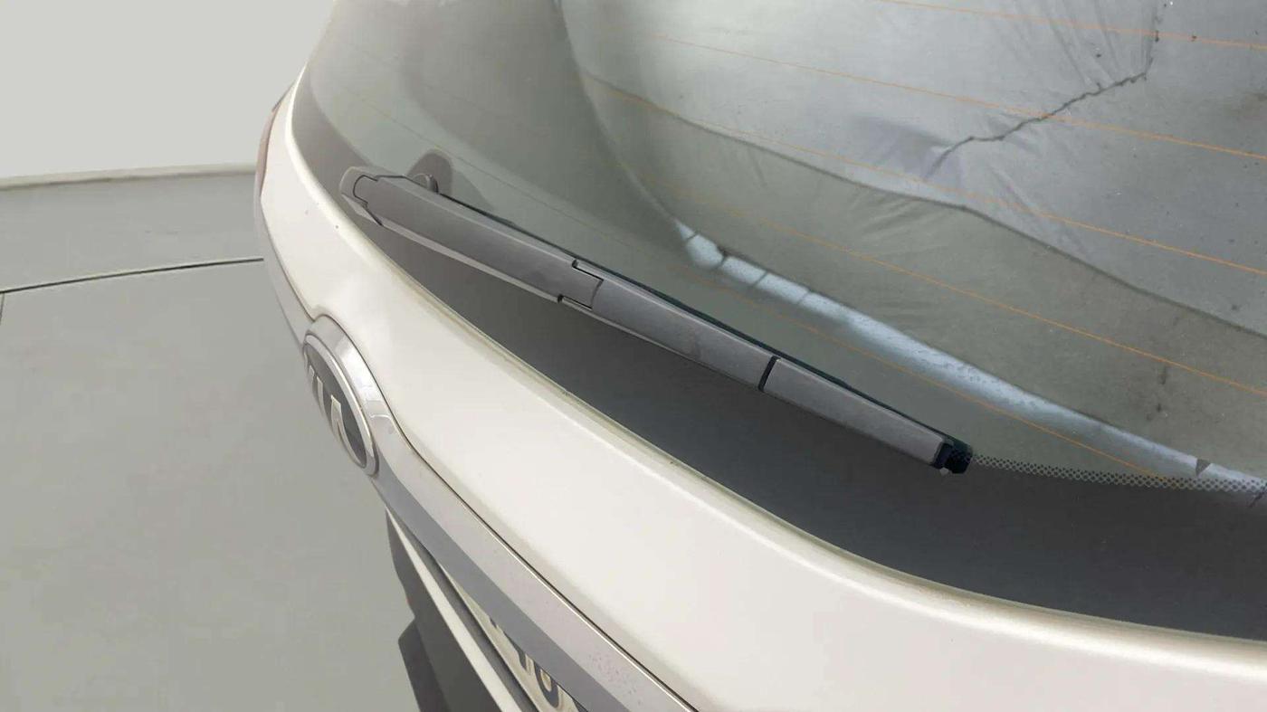 2020 KIA SELTOS HTX ANNIVERSARY EDITION 1.5 PETROL, Petrol, Manual, 40,249 km, Rear Wiper