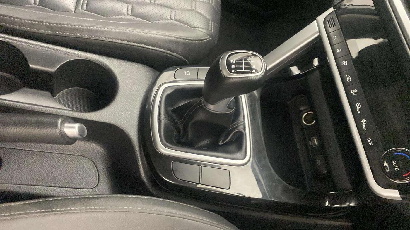 2020 KIA SELTOS HTX ANNIVERSARY EDITION 1.5 PETROL, Petrol, Manual, 40,249 km, Gear Lever