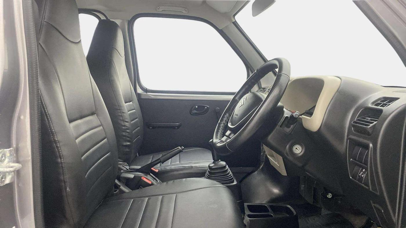 2022 Maruti Eeco 5 STR STD(O), Petrol, Manual, 7,010 km, Right Side Front Door Cabin