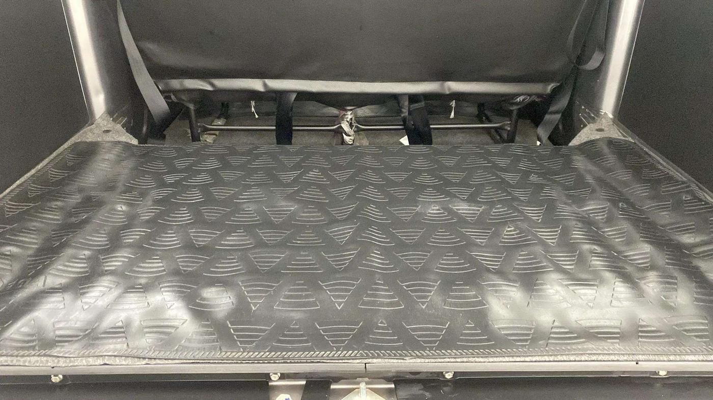 2022 Maruti Eeco 5 STR STD(O), Petrol, Manual, 7,010 km, Boot Inside