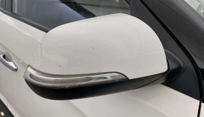 2019 Hyundai Creta SX (O) 1.6 DIESEL, Diesel, Manual, 73,724 km, Right rear-view mirror - Indicator light has minor damage