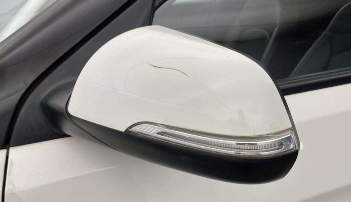 2019 Hyundai Creta SX (O) 1.6 DIESEL, Diesel, Manual, 73,724 km, Left rear-view mirror - Indicator light has minor damage