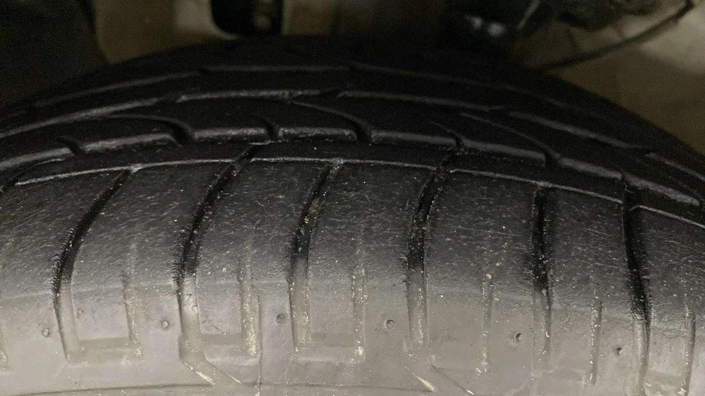 2019 Hyundai Creta SX (O) 1.6 DIESEL, Diesel, Manual, 73,912 km, Left Front Tyre Tread