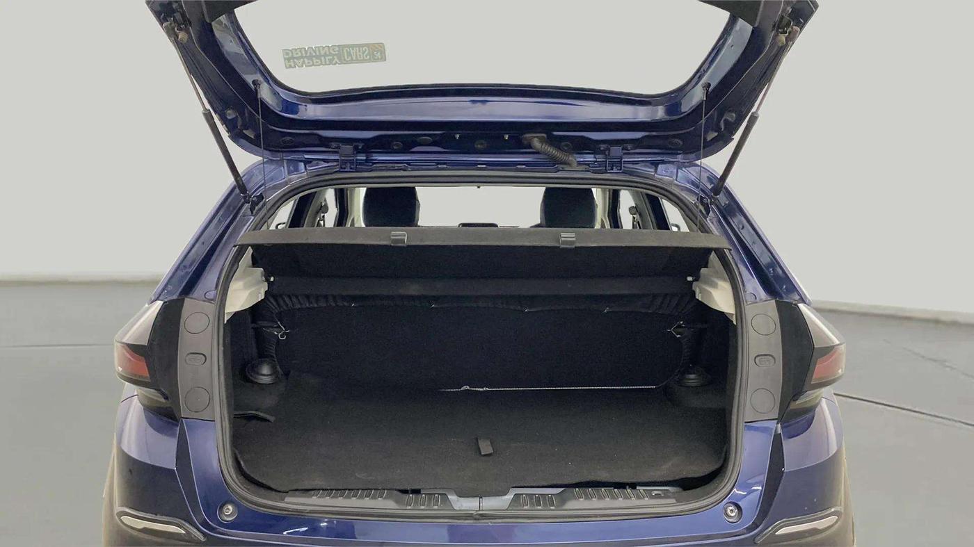 2024 Tata ALTROZ XM PLUS SUNROOF CNG, CNG, Manual, 19,598 km, Boot Open Zoomed View
