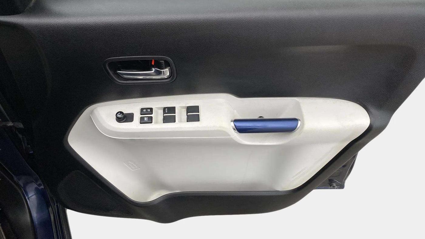 2022 Maruti IGNIS DELTA 1.2, Petrol, Manual, 23,646 km, Driver Side Door Panels Control