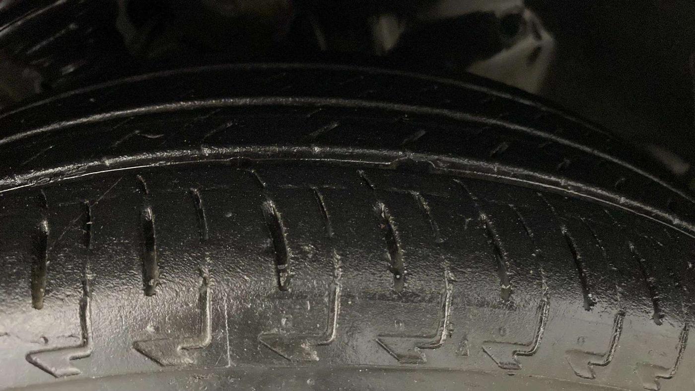 2022 Maruti IGNIS DELTA 1.2, Petrol, Manual, 23,646 km, Right Front Tyre Tread