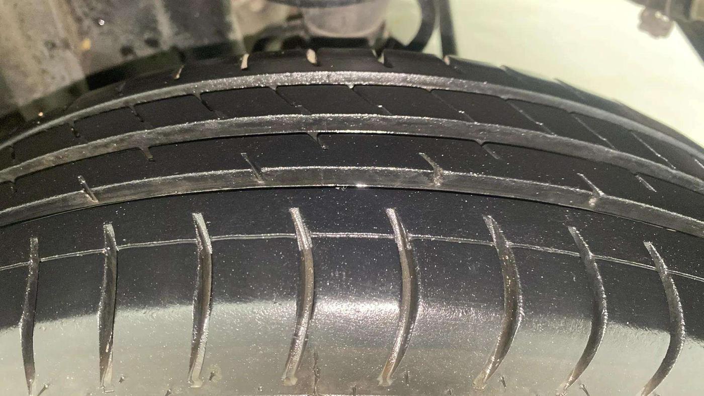2015 Maruti Alto 800 LXI, Petrol, Manual, 61,586 km, Left Rear Tyre Tread