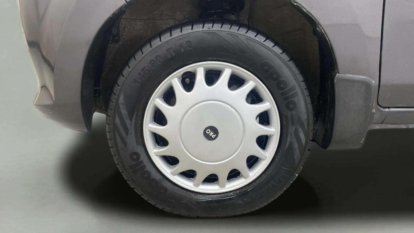2015 Maruti Alto 800 LXI, Petrol, Manual, 61,586 km, Left Front Wheel