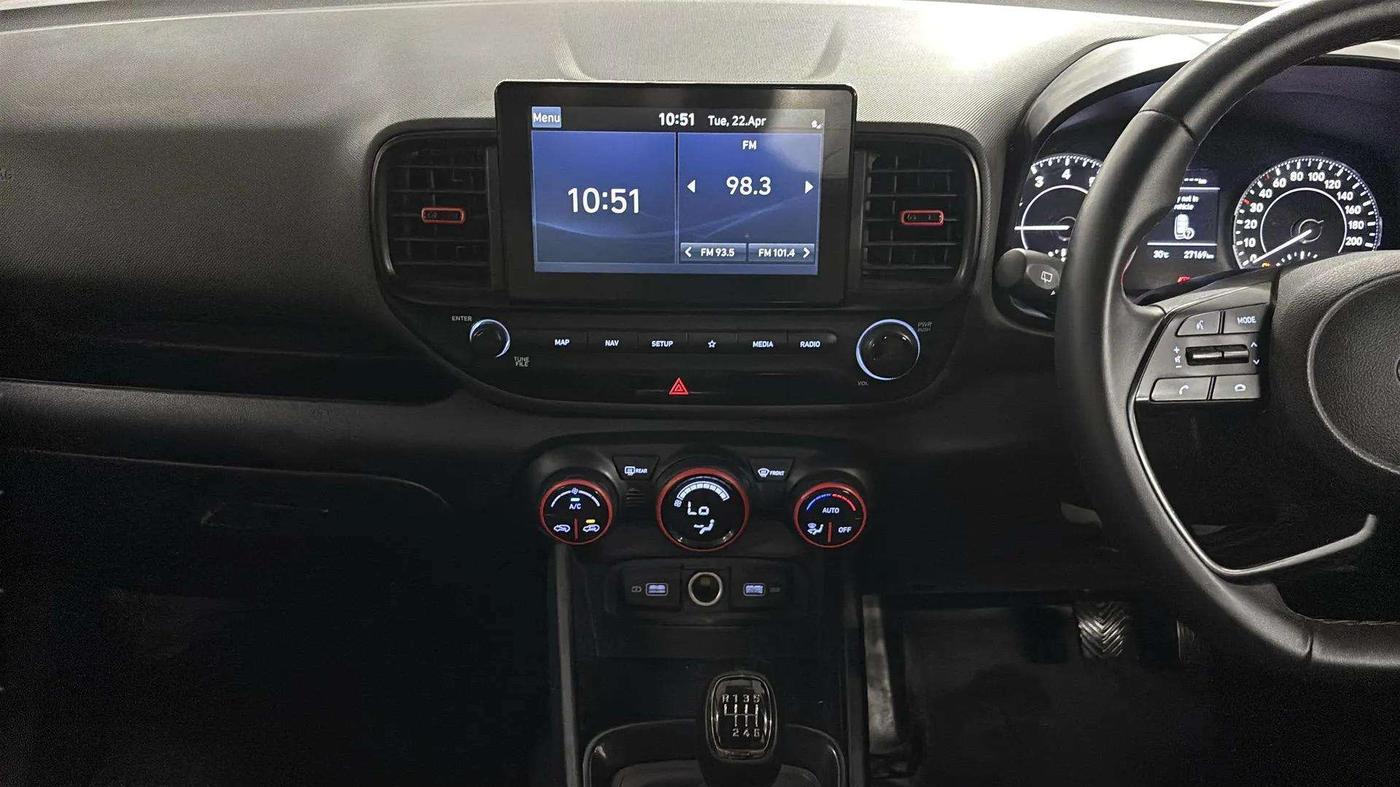 2021 Hyundai VENUE SX 1.0 (O) TURBO IMT, Petrol, Manual, 27,411 km, Air Conditioner